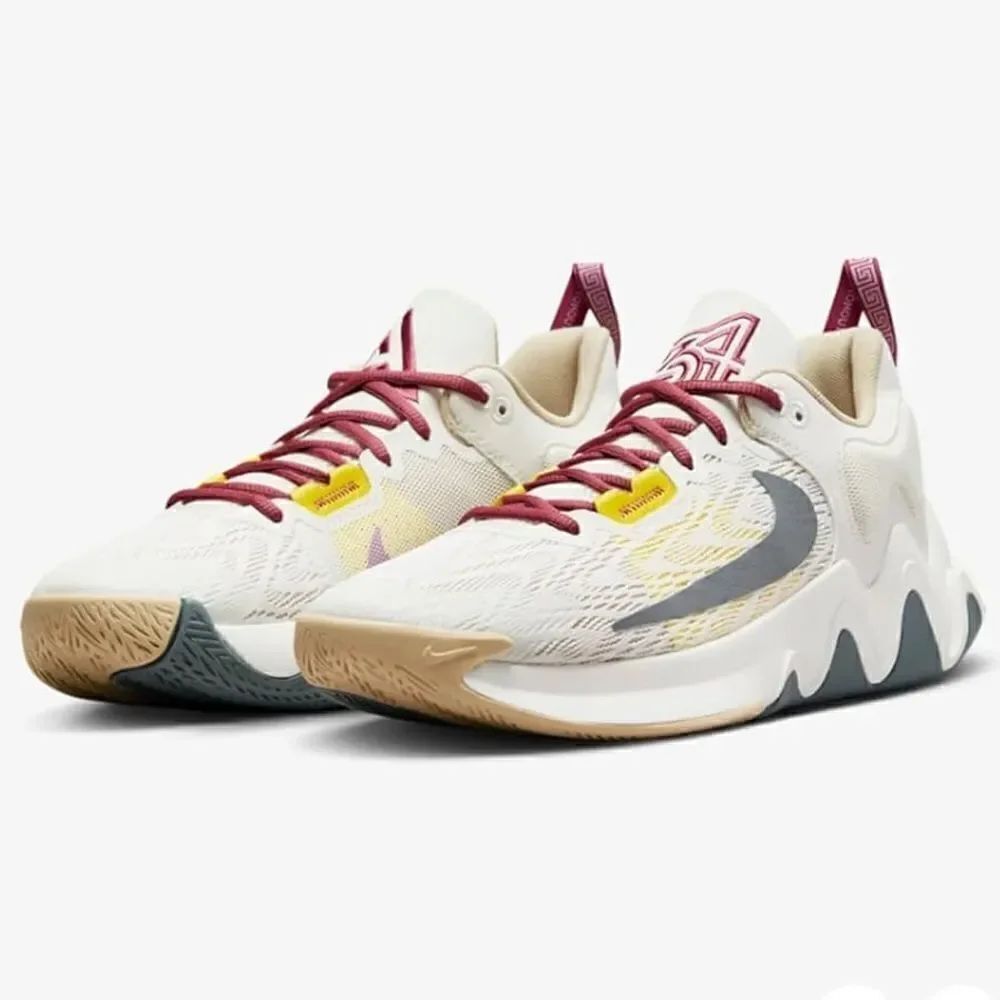 Nike Nike Men's Basketball Three Quarters Tall